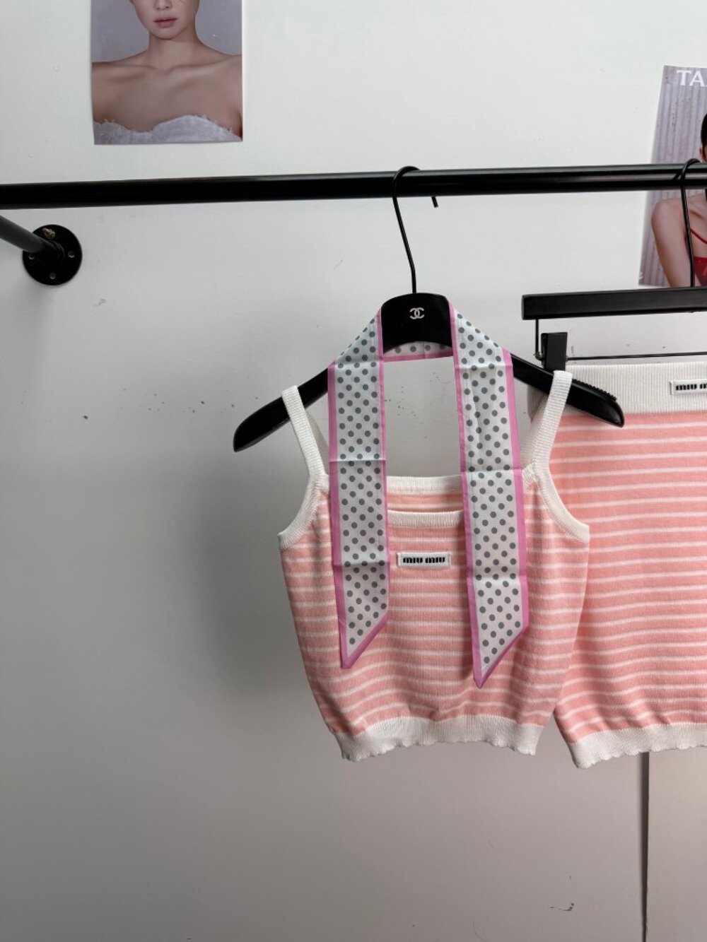 🍦Miu Miu🍦 Pink Knit Off-the-Shoulder Strap Top ➕ Scarf Set - Picture 2 of 6